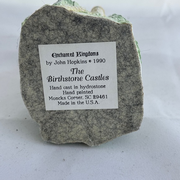 Enchanted Kingdoms 1990 Castle - Hand Painted - Picture 4 of 6